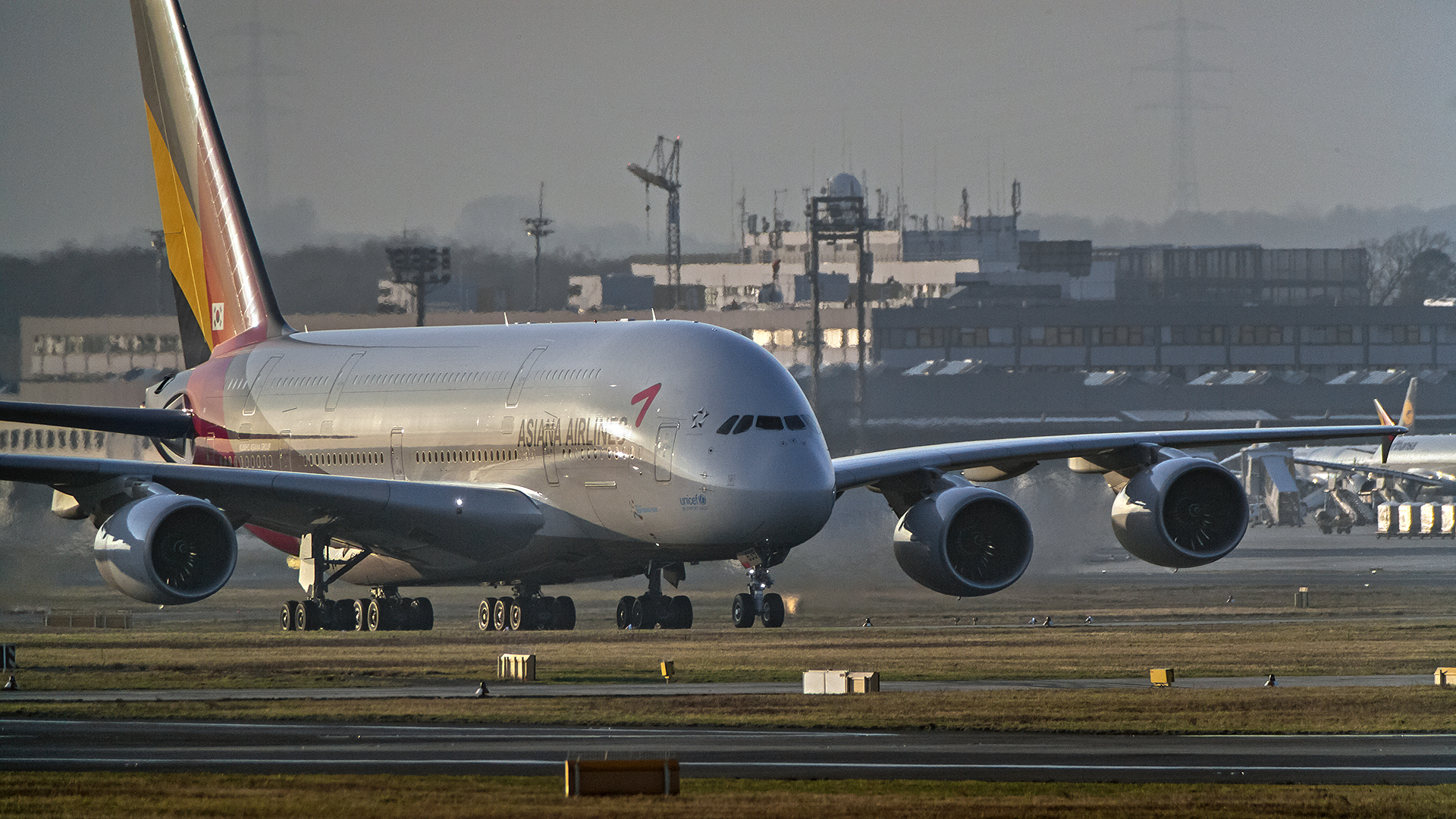 Asiana Airlines, A 380, FRAPORT.