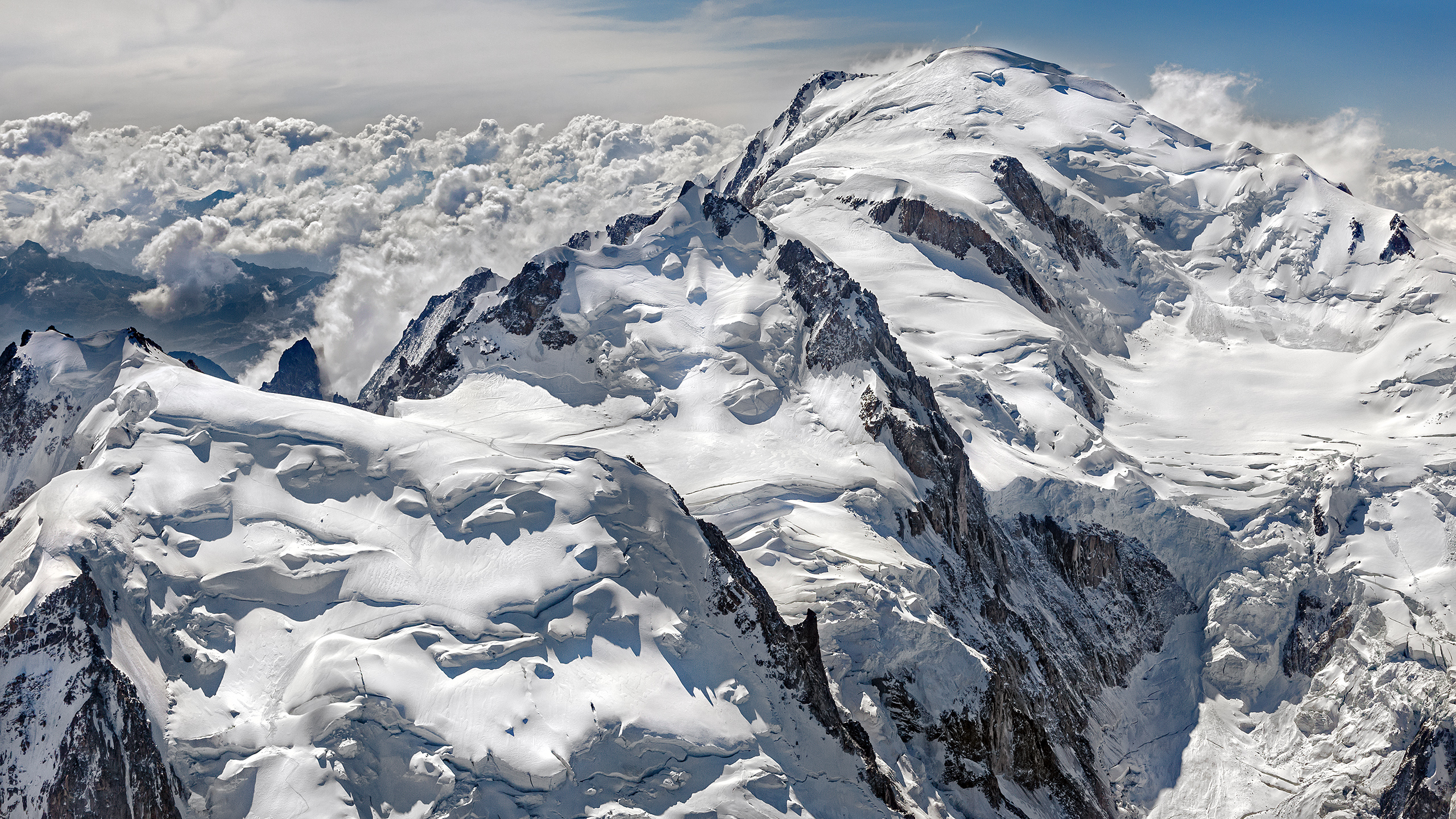 Der weiße Berg, mit 4.810m NN der höchste Berg in den Alpen, aber nicht der höchste Europas.