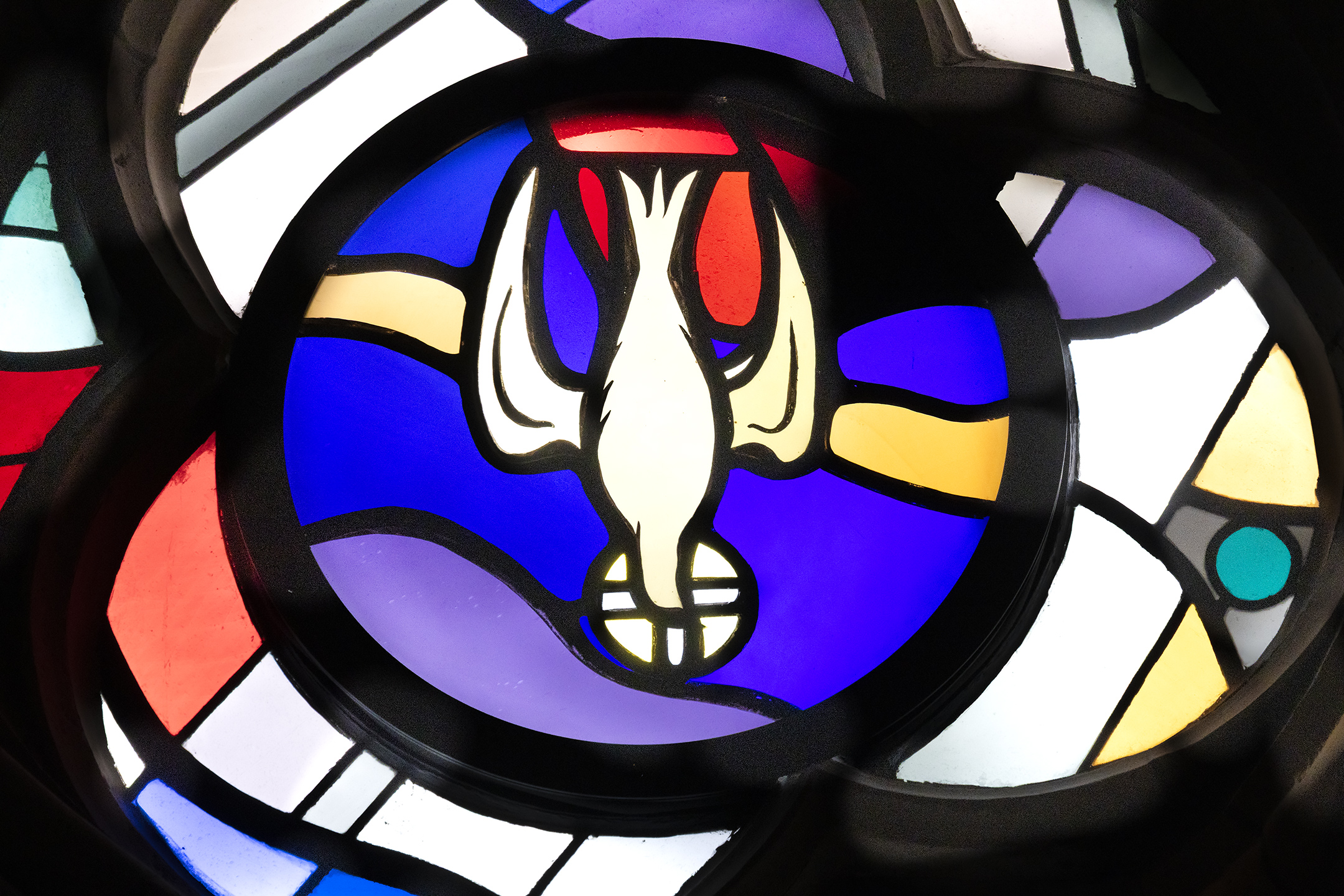 Der Heilige Geist, klassisch symbolisiert durch die Taube.