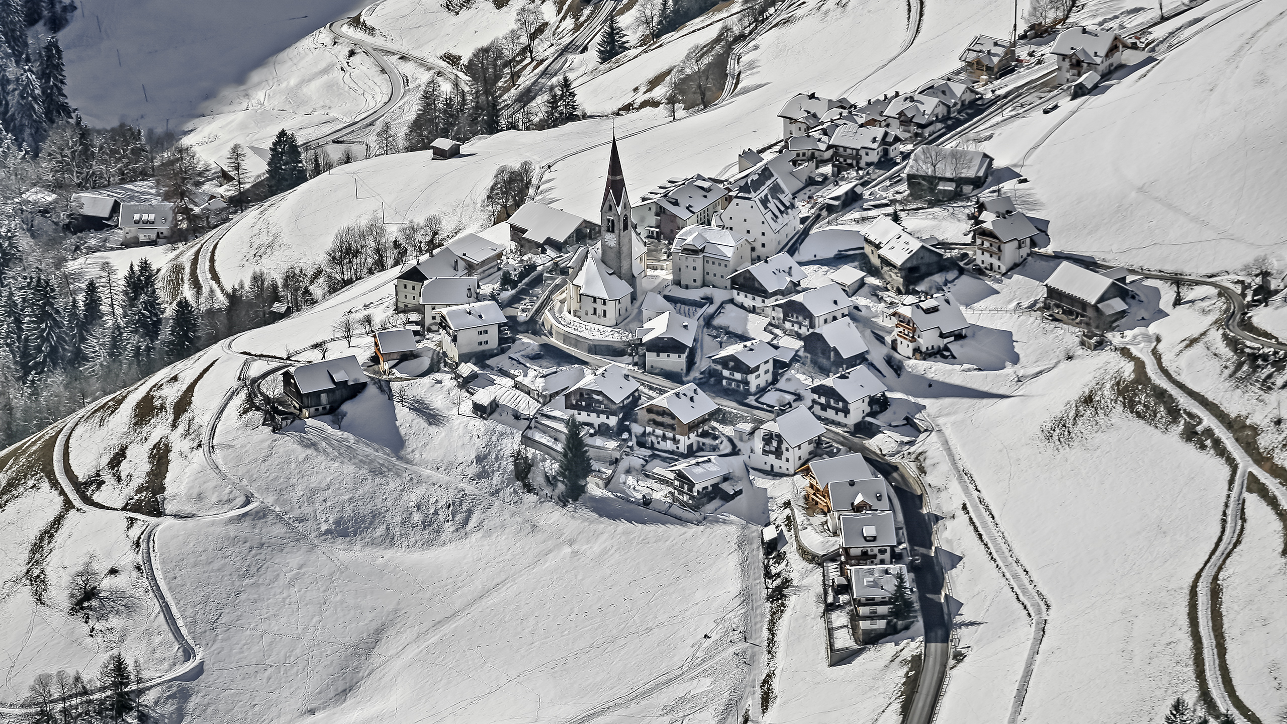 Bergdorf im Gadertal.