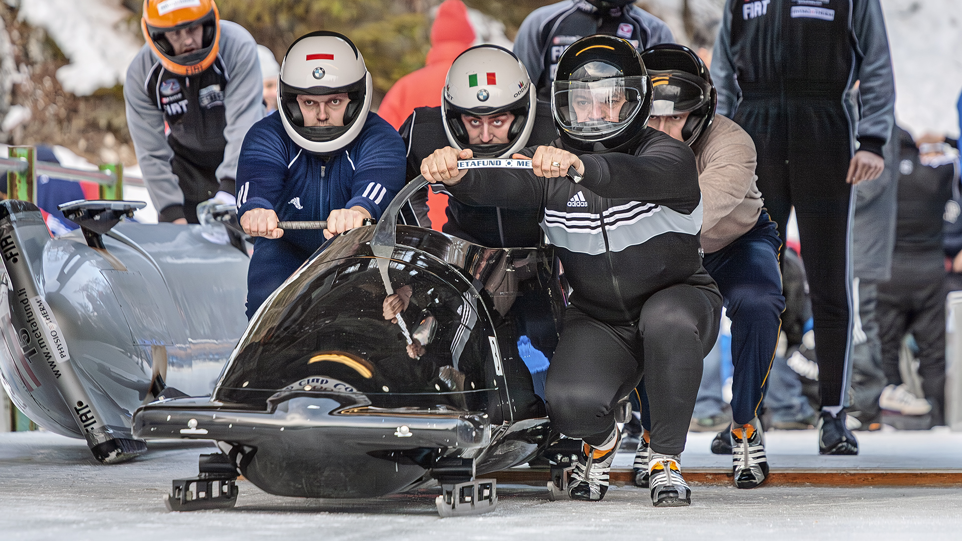 Bobfahren in Cortina.
