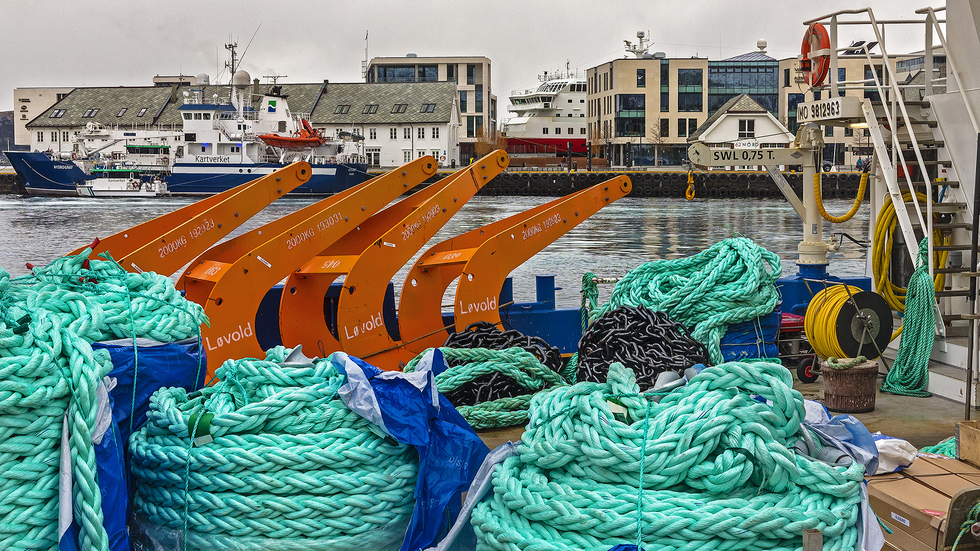 Im Hafen von Alesund.