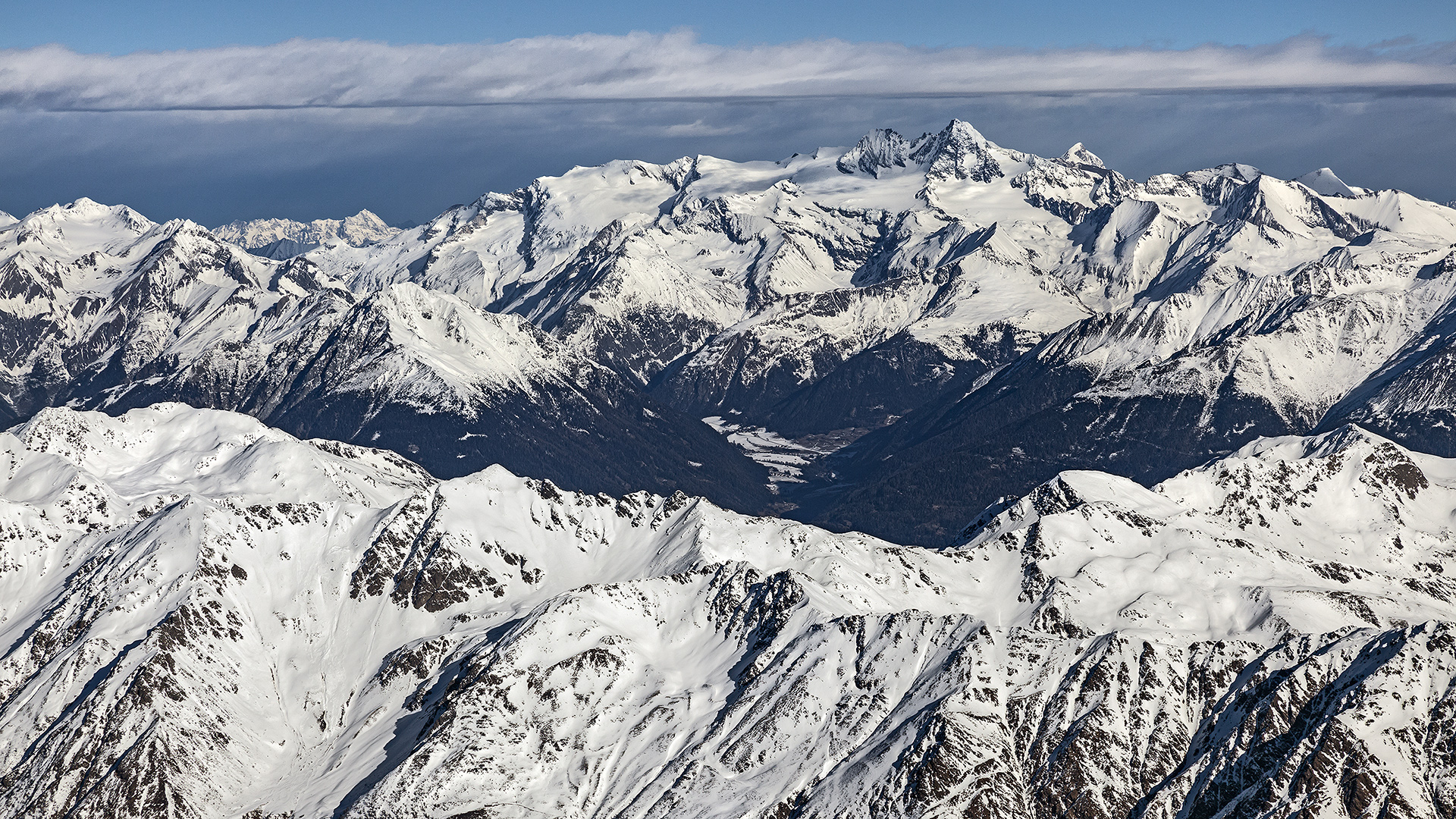 Blick zum Großglockner bei aufziehender Kaltfront.