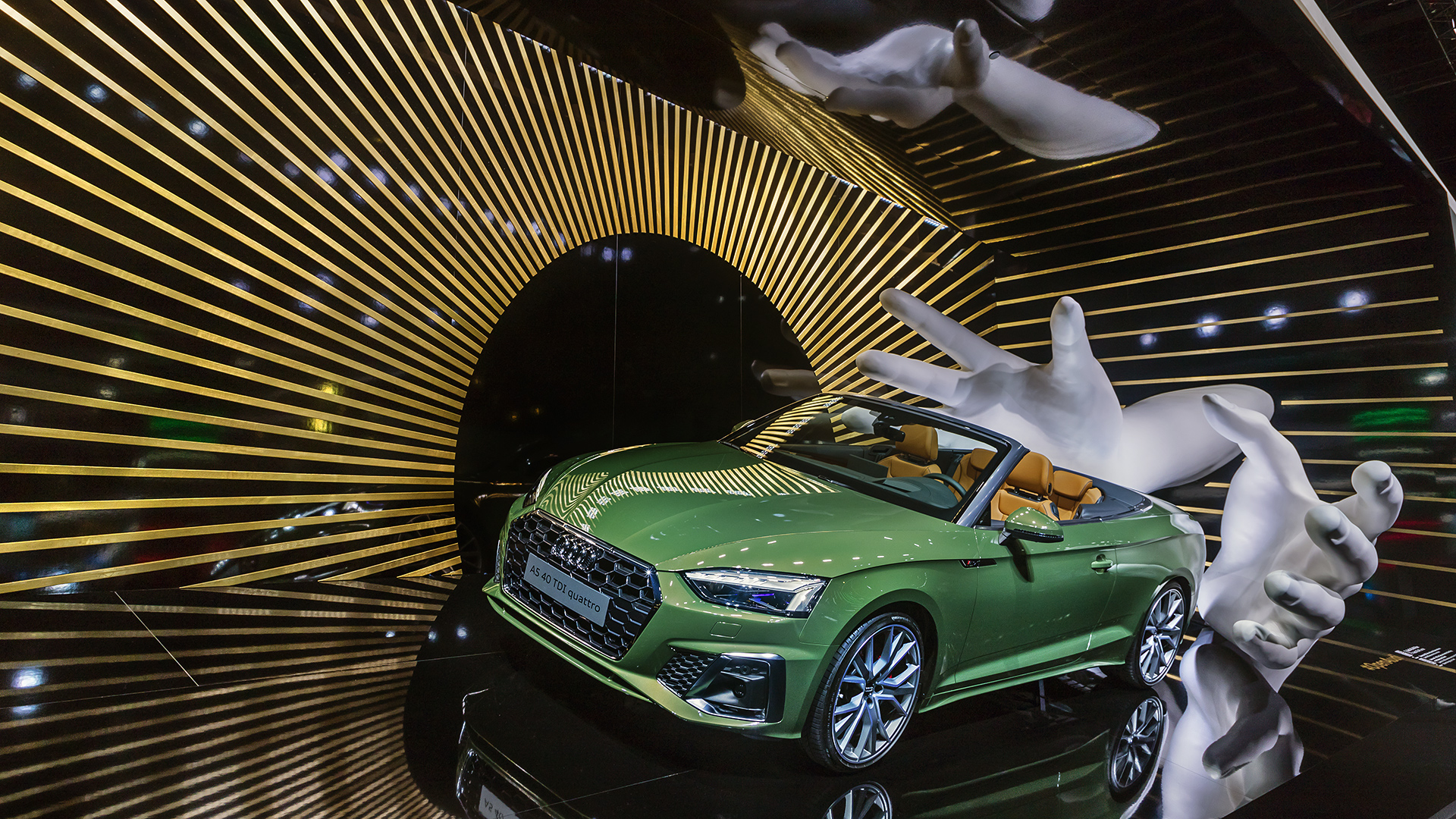 Sportcabriolet aus dem gleichen Konzern:  Audi A5 4,0 TDI quattro - IAAF 2019