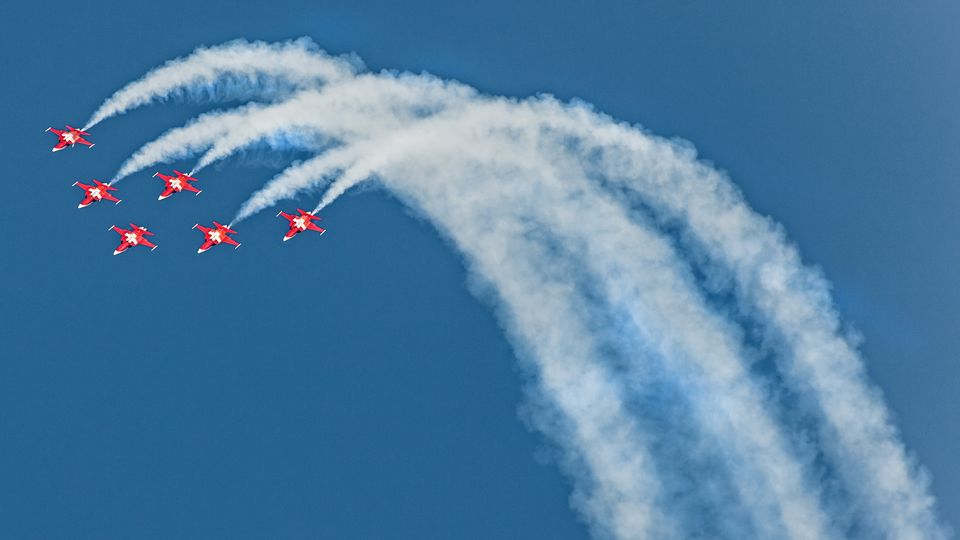 Patrouille Swiss, Training in Mollis (Kanton Glarus).