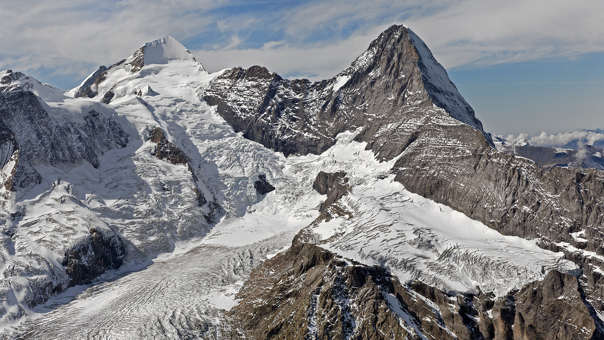 Mönch mit Eigersüdwand und Fieschergletscher.