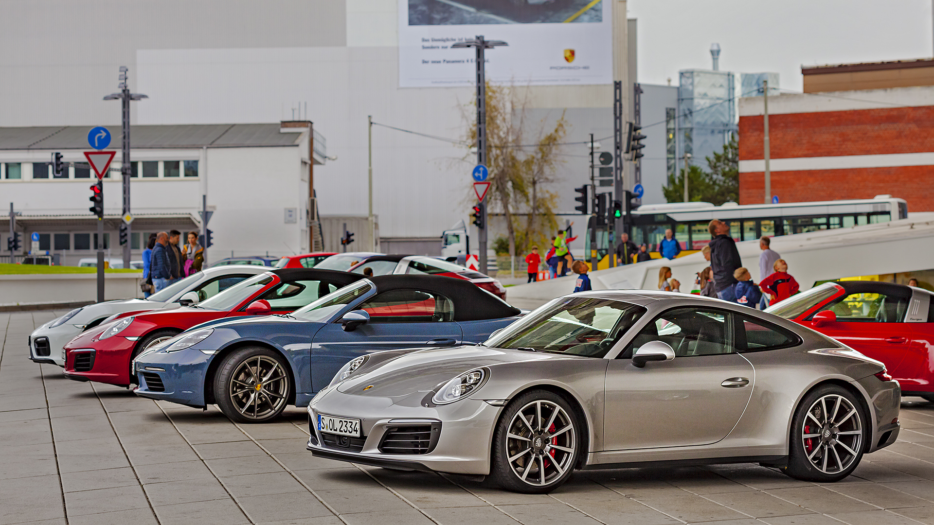 Variationen des Porsche Carrera 911.