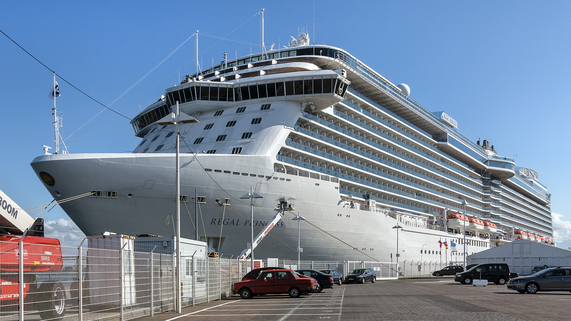 Kreuzfahrtschiff REGAL PRINCESS, HRO-Warnemünde, Ostsee. 