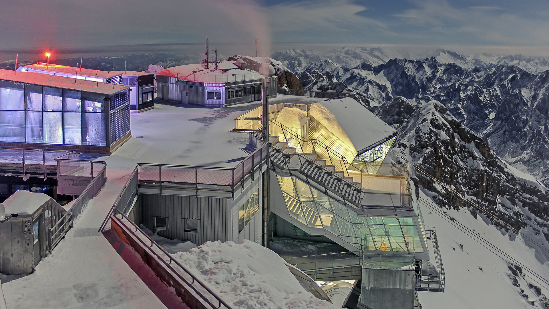 Zugspitzplateau bei Mondschein (20.01.2019, 22:30 Uhr).