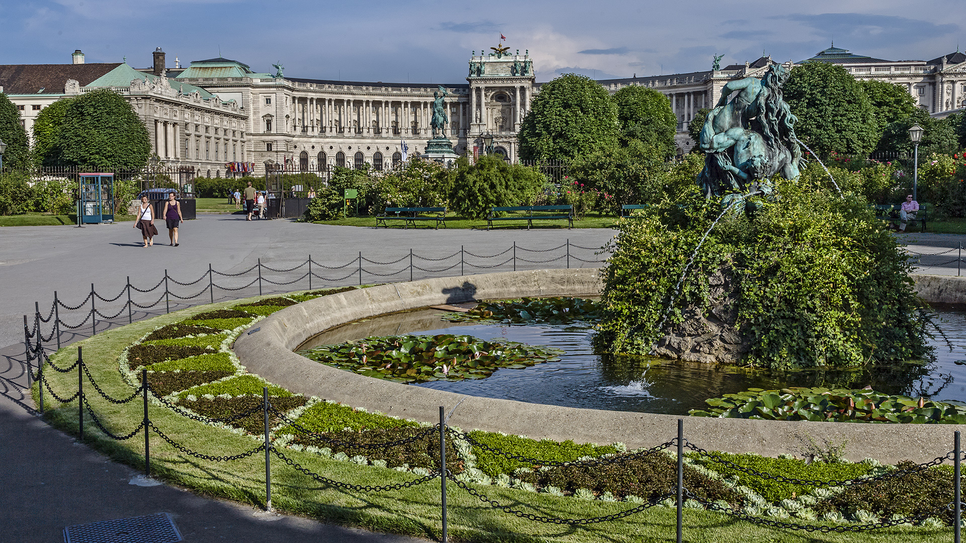 Wien, Volksgarten.