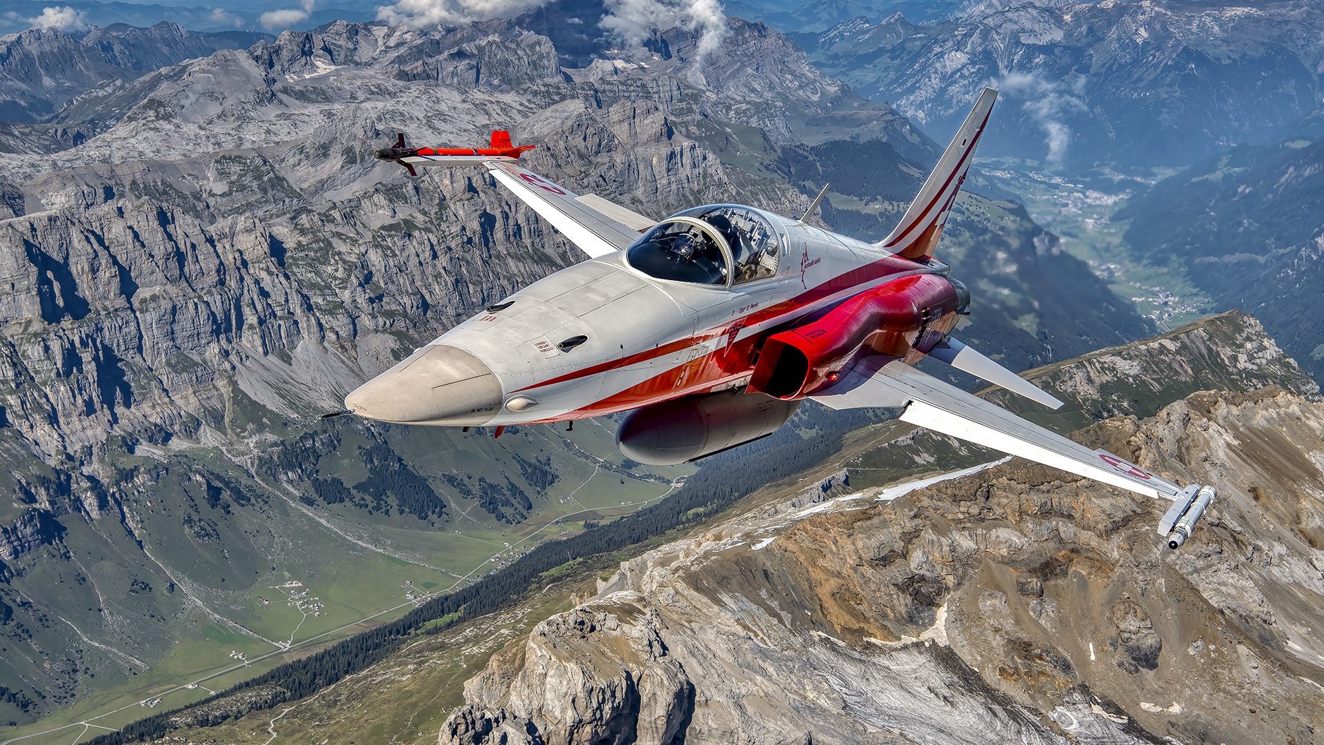 PS - Aerobatic Squadron, Fighter, Northrop Tiger F-5, Mountains, Fighter Jet, Air-to-air. 