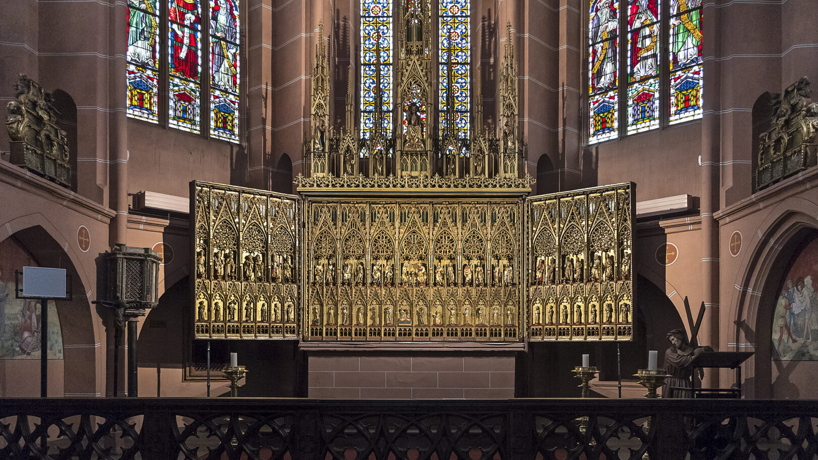 Liebfrauenkirche in Oberwesel: Gotischer Hochaltar.