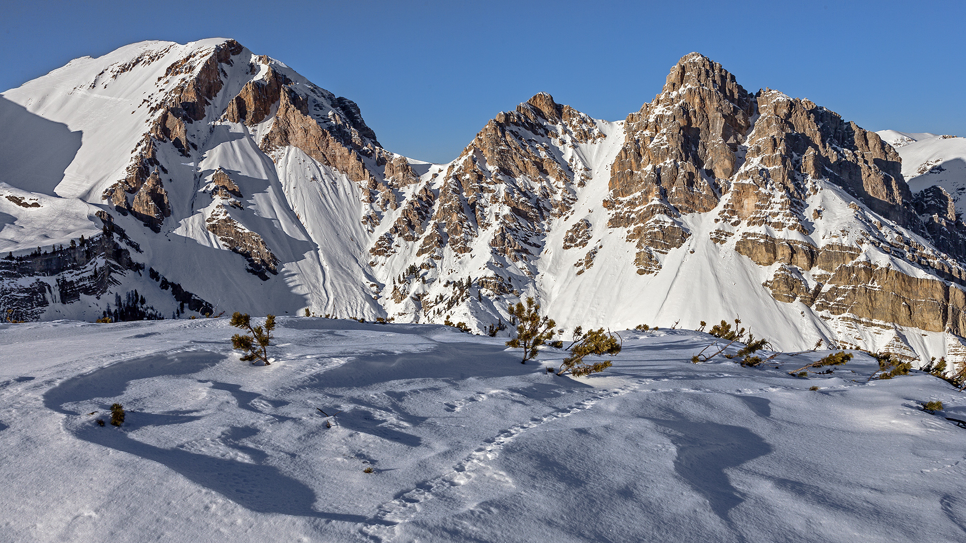 Im Naturpark Fannes-Fennes-Prags: Links die Neuner Spitze.