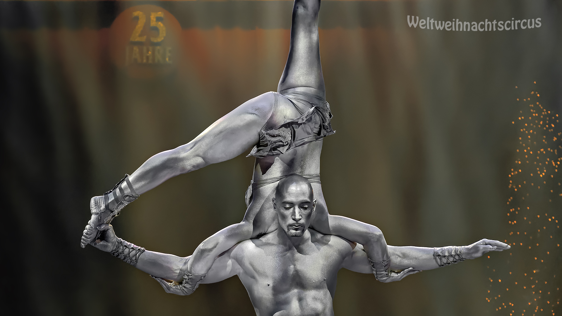 SILVER POWER, 25. Weltweihnachtscircus Stuttgart 2017.