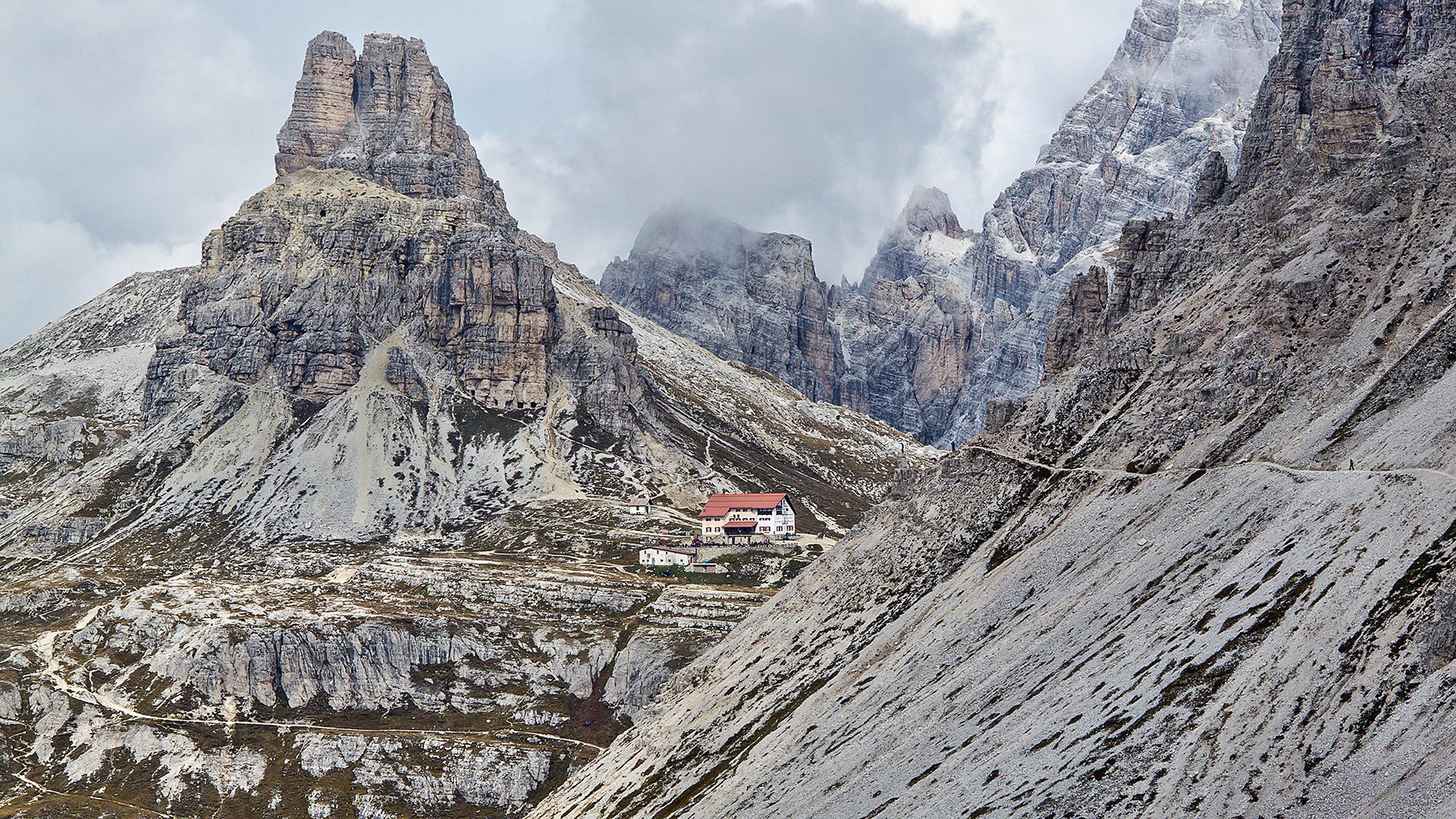Wanderung zur Dreizinnenhütte.