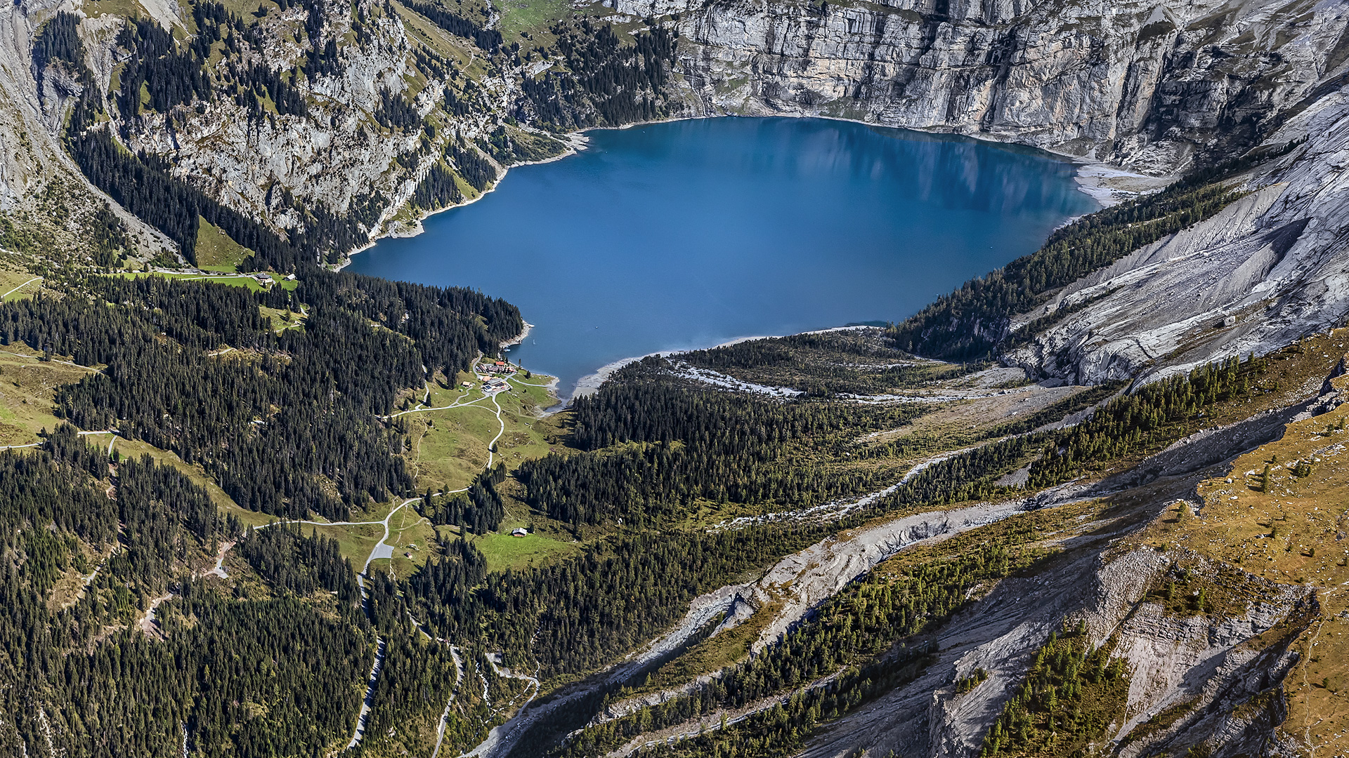 Oeschinensee, Kandertal, Berner Oberland.