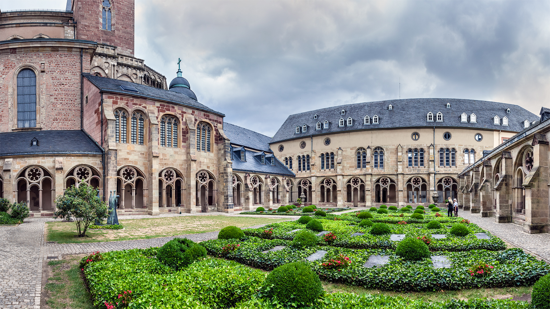 Kreuzgang, Hoher Dom St. Peter zu Trier.