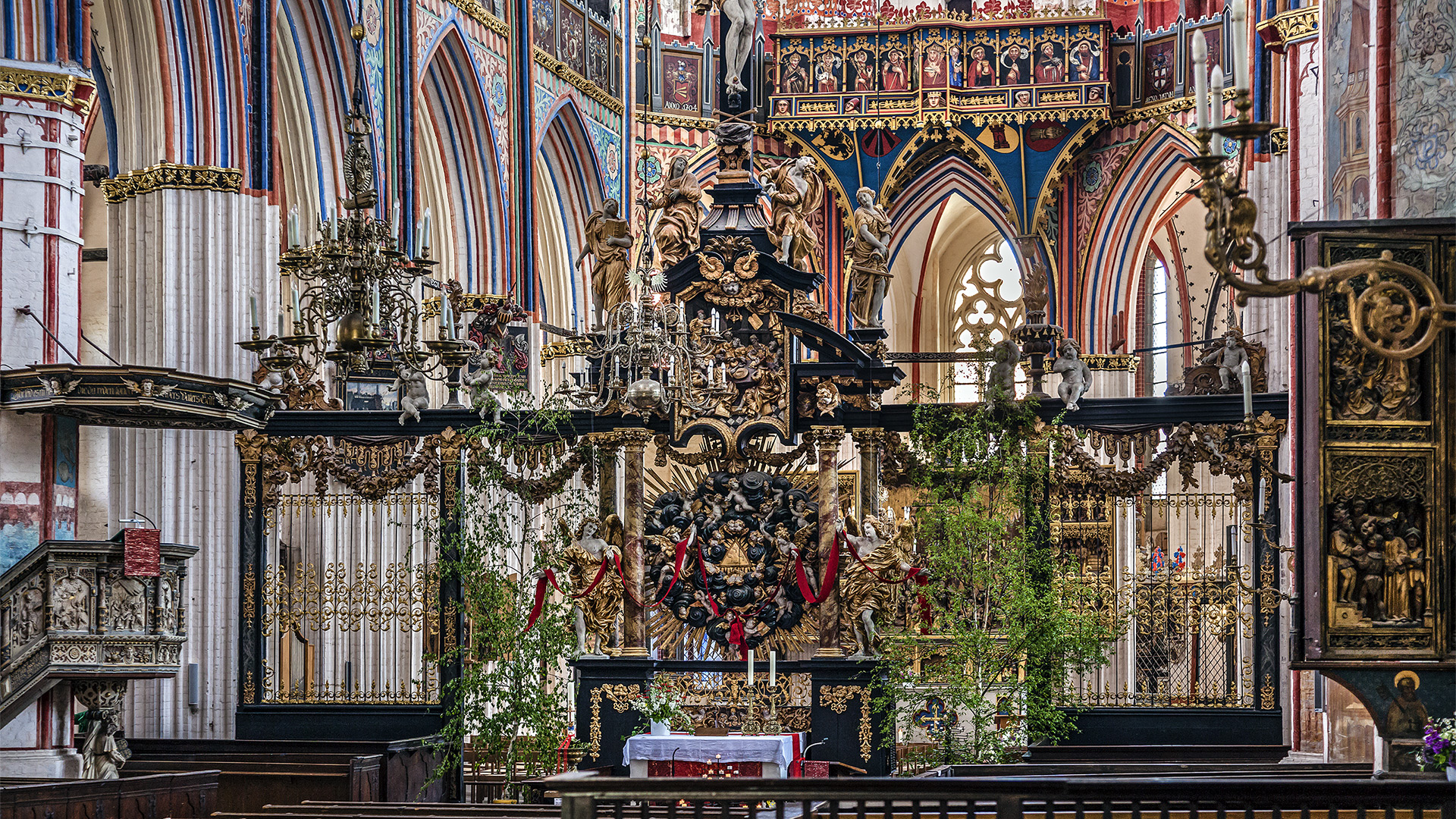 Nikolaikirche, Stralsund - das Gotteshaus ist Bestandteil des UNESCO-Weltkulturerbes Altstädte von Stralsund und Wismar. 