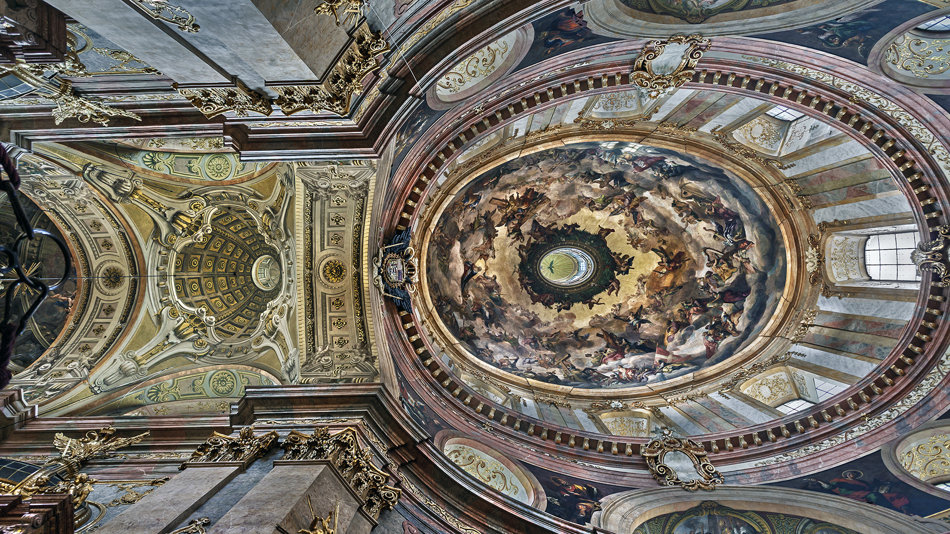 Peterskirche, Wien, optische Illusion einer Kuppel mit Tiefenwirkung.