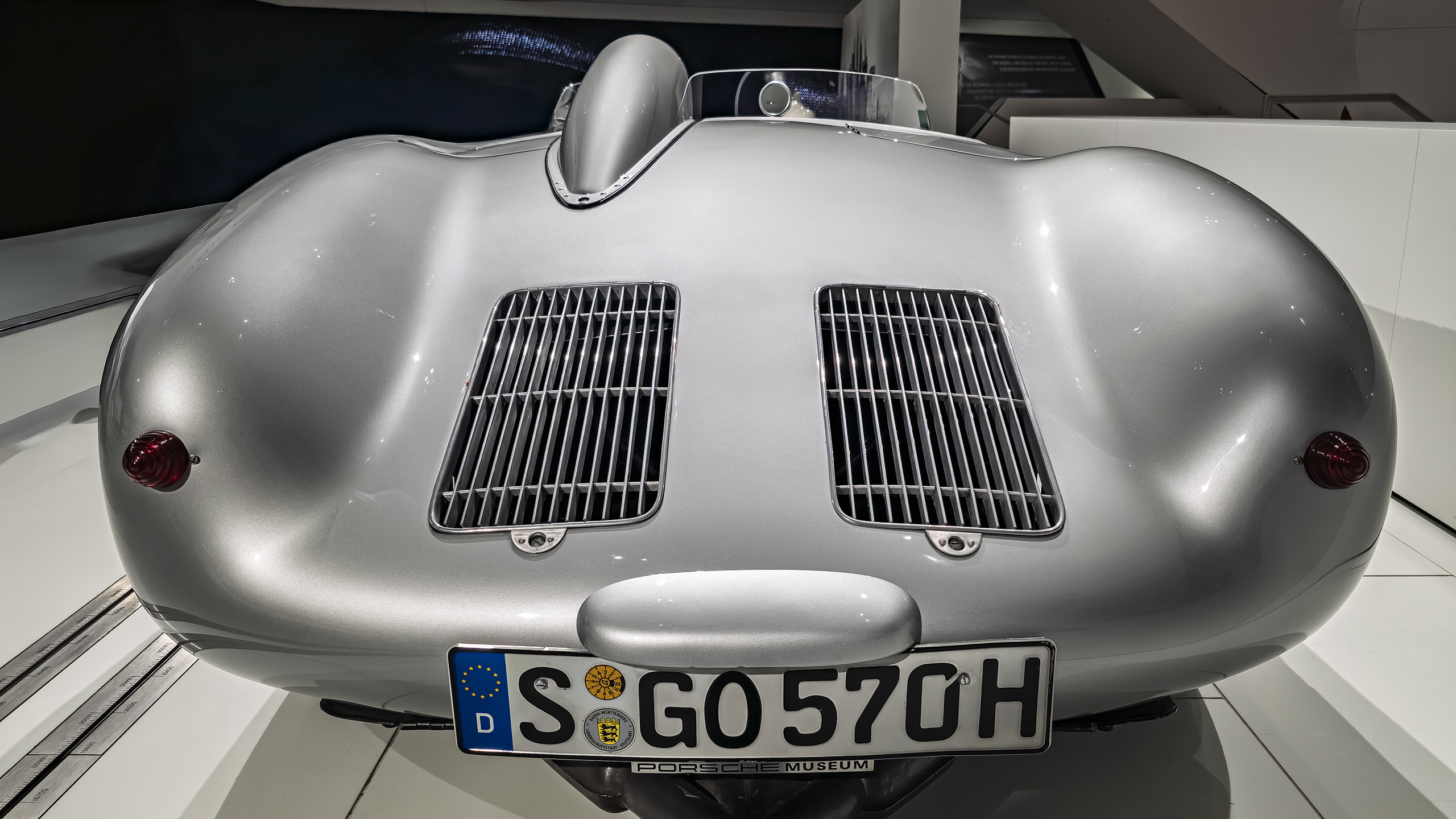 Porsche 550 (570)
